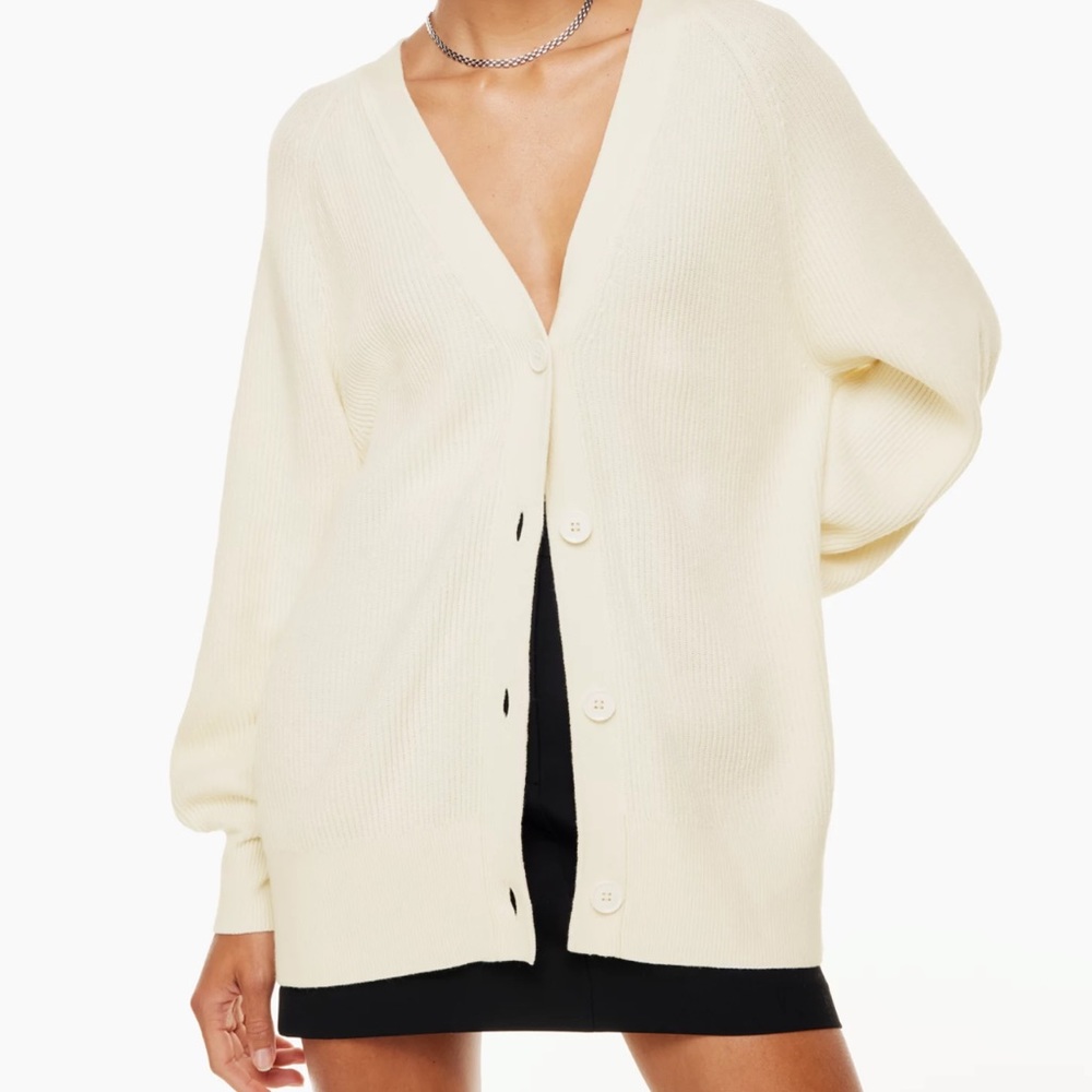 Babaton
BESPOKE CARDIGAN